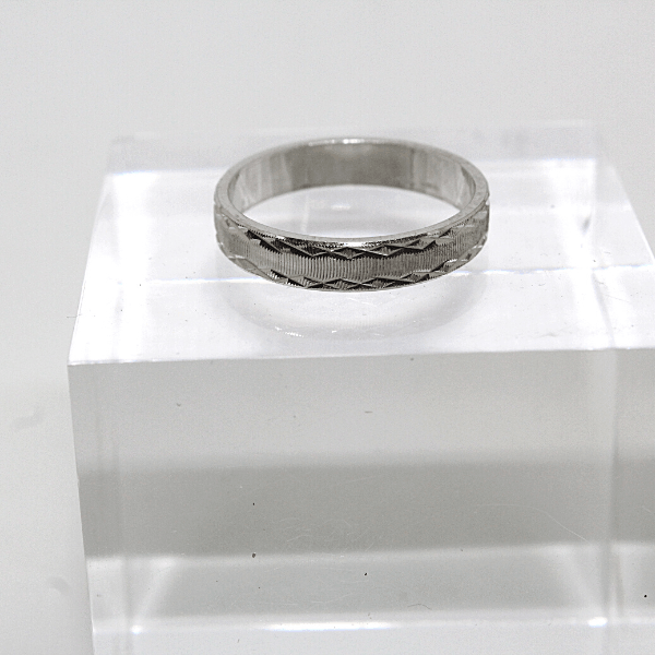 Fedina incisa con x e rigature, in argento Gioielleria Mele