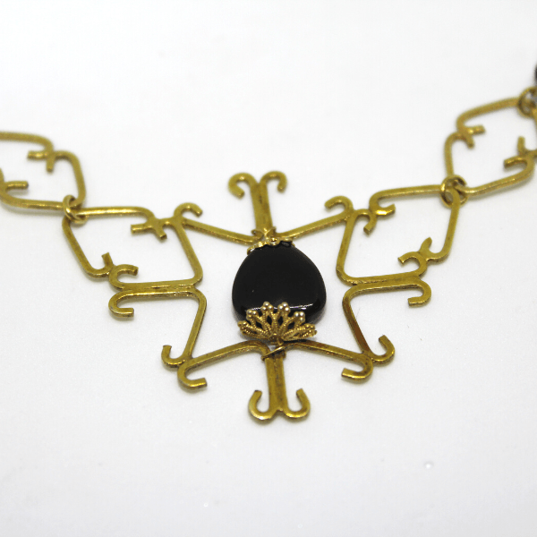 Girocollo is stellas in filigrana sarda con onice e perla, argento dorato Gioielleria Mele