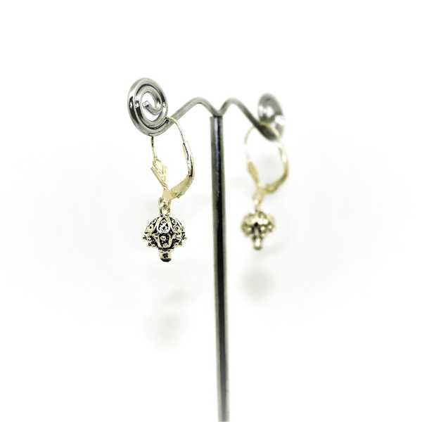 Sardinian filigree earrings, button with red rhinestones