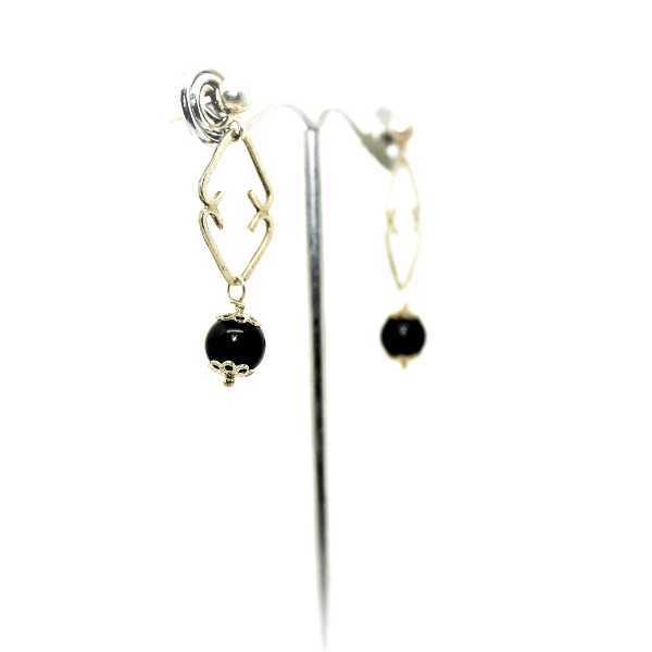 Orecchini is stellas con sfera ossidiana, in argento bianco Gioielleria Mele