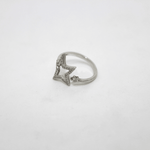 Anello a stella in argento rodiato  con zirconi Gioielleria Mele