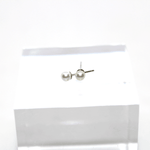 Orecchini perle in argento rodiato perla sintetica Gioielleria Mele